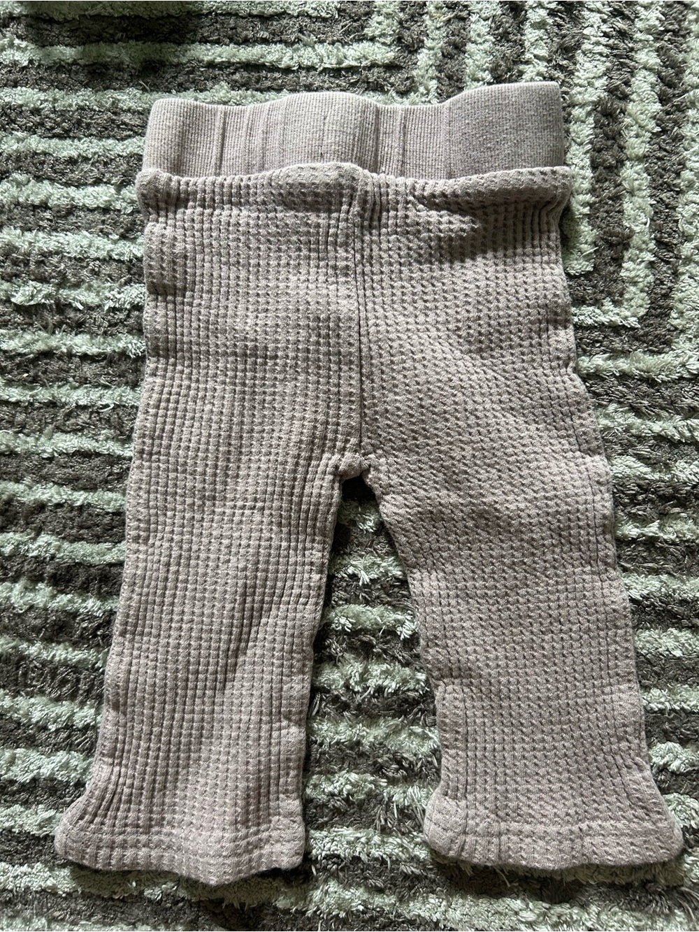 Jamie Kay Waffle Knit Pull-On Pants in Mauve - Picture 3 of 3